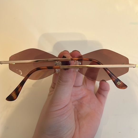 Retro tortoise sunglasses - Picture 2 of 3